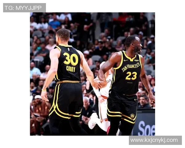 马克西21分9助攻布朗24分6篮板 勇士旧将高效发挥成亮点